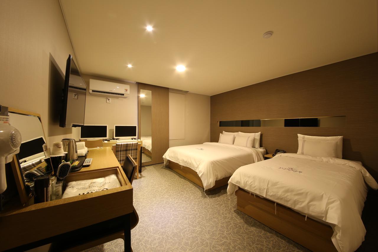 Winner Hotel Jeonju Exterior photo