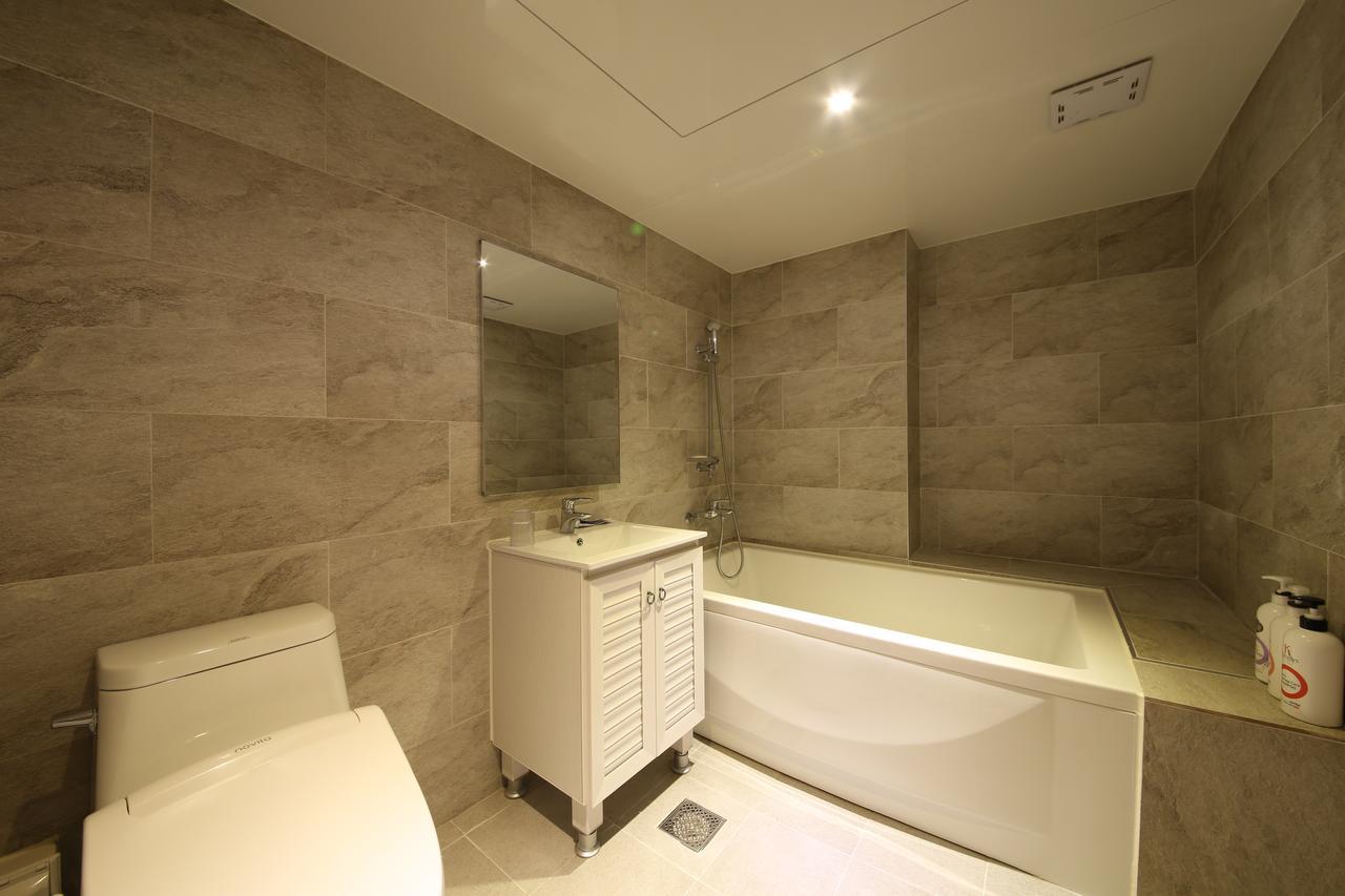Winner Hotel Jeonju Exterior photo