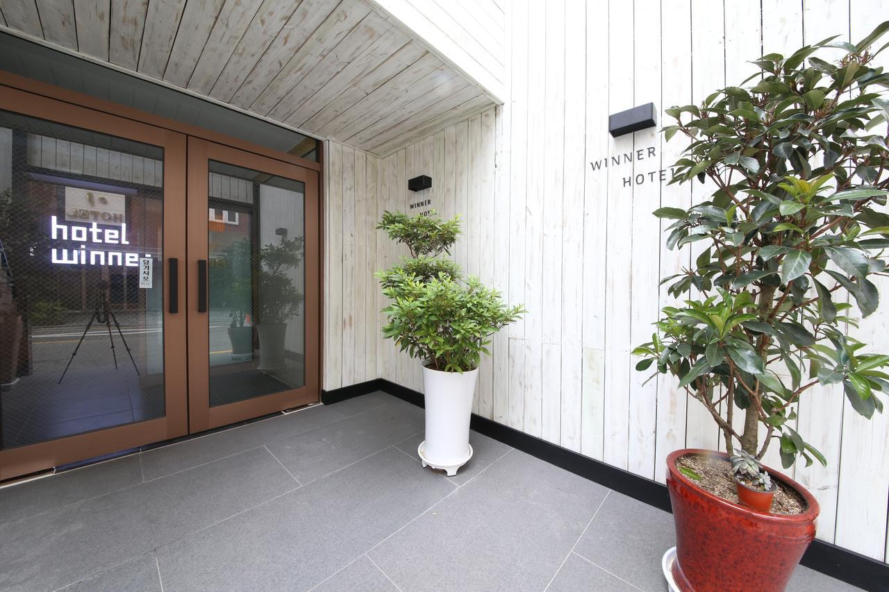 Winner Hotel Jeonju Exterior photo